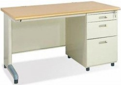 Bàn làm việc chân sắt BS12H-MV