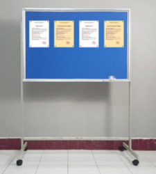 Bảng ghim có chân di động, kích thước: 60x100cm