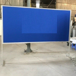 Bảng ghim có chân di động, kích thước: 120x180cm