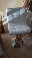 Ghế ngồi quầy ba nhập khẩu đẹp GB98K (Màu trắng)