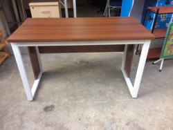 Bàn làm việc dài chân sắt mặt gỗ BCSHaugo1470