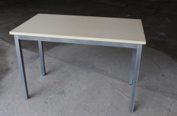 Bàn khung sắt mặt gỗ công nghiệp BS1470