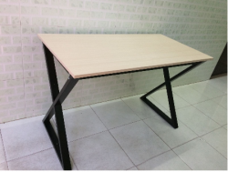 Bàn làm việc chân sắt chữ X mặt gỗ BCX1260