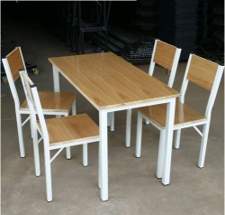 Bộ bàn ăn 4 ghế khung sắt mặt gỗ BQA21