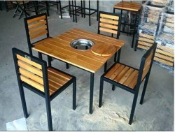Bàn ghế quán ăn lẩu chân sắt mặt gỗ BQA25