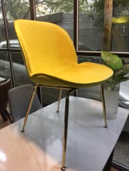 Ghế cafe Beetle đệm nhung giá rẻ GCF21