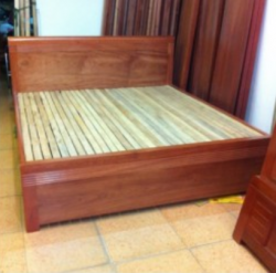 Giường gỗ xoan ta đẹp hiện đại đơn giản giá rẻ cho phòng ngủ gia đình XT02