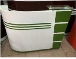 Bàn quầy gỗ cửa hàng mini dài 1m  BQ22