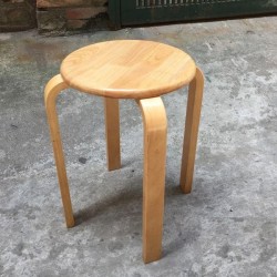 Ghế đôn chân gỗ cao su GDG01