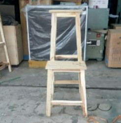 Ghế thắp nhang phòng thờ gỗ cao su GTH02