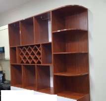 Kệ rượu gỗ treo tường trang trí KR26 (Giá chưa có thanh treo ly)