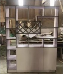 Tủ kệ gỗ đứng đựng rượu trang trí phòng khách TR03