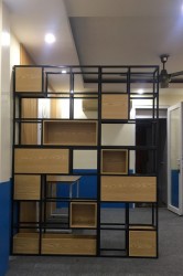 Kệ giá sắt vách ngăn trang trí văn phòng KGS75