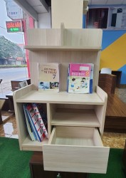 Giá sách để bàn làm việc nhỏ gọn GS06