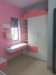 Bàn học treo tường cho bé BHS15