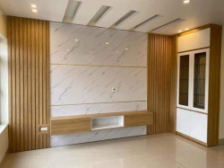 Kệ tivi liền vách tường nan giả đá KTV58