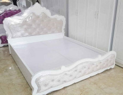 Giường ngủ tân cổ điển gỗ công nghiệp bọc da đầu giường GCN86