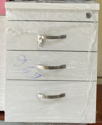 Hộc di động 3 ngăn kéo M3 trắng