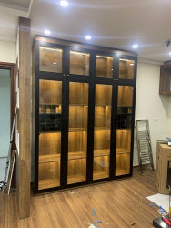 Tủ rượu phòng khách cánh kính giá tốt KR38