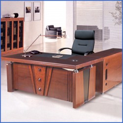 Bàn lãnh đạo Hòa Phát DT1890H40