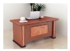 Bàn lãnh đạo Hòa Phát ET1600N